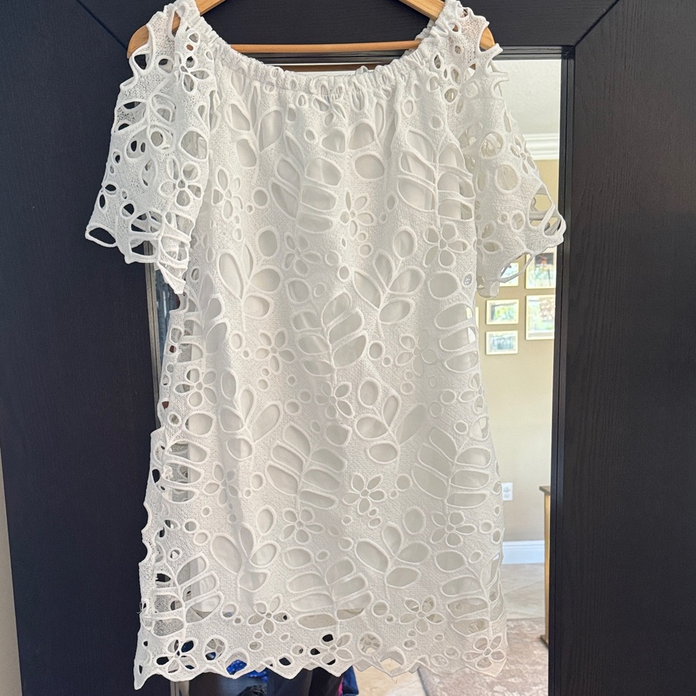 Elegant White Lace Off-Shoulder Dress